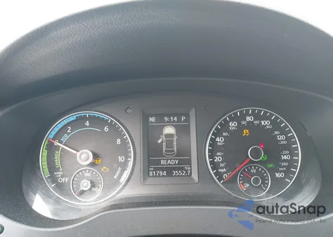 2013 Volkswagen Jetta Hybrid Sel z USA, uszkodzony, nr VIN 3VW637AJ3DM309706